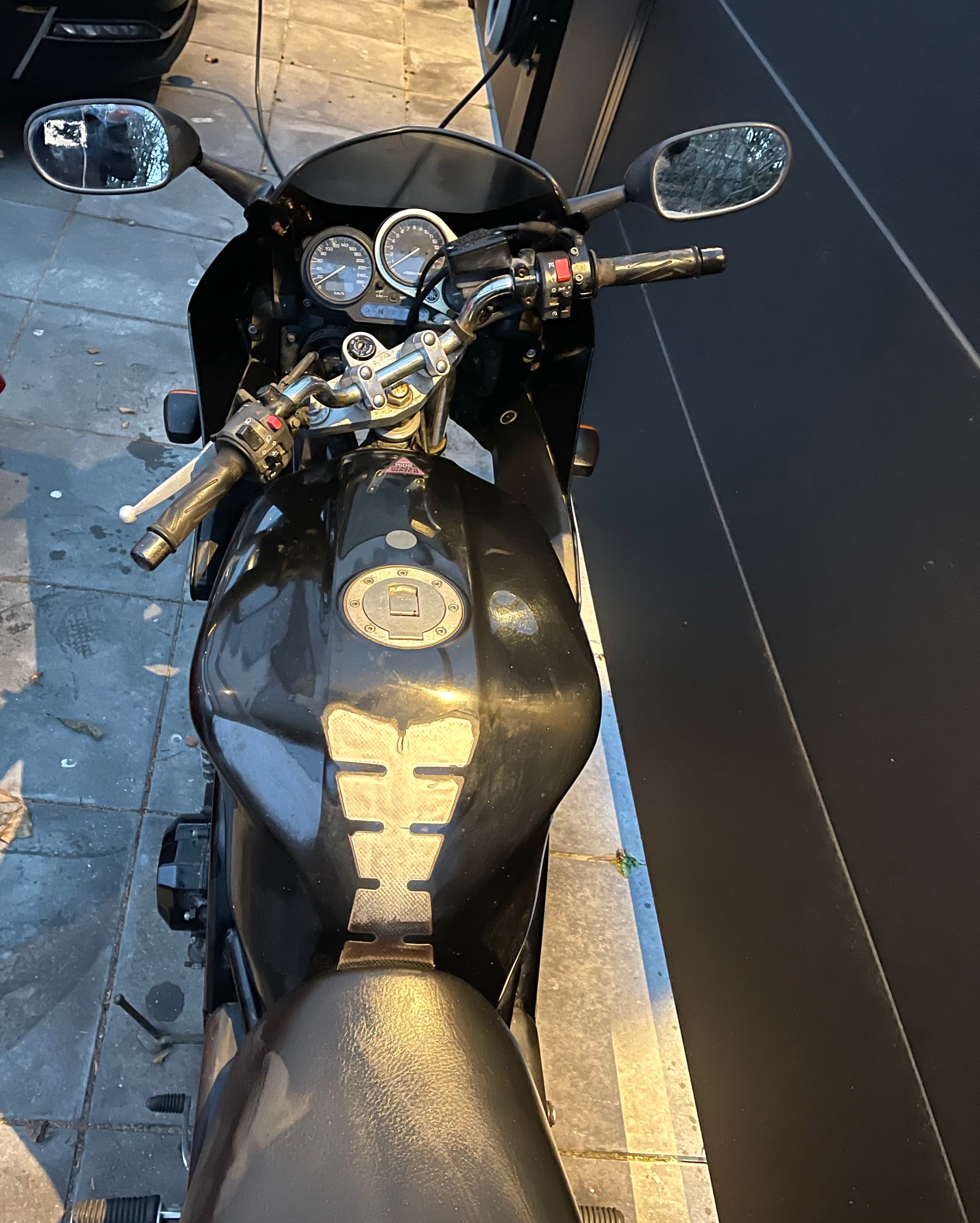 Yamaha FZS 600 Fazer