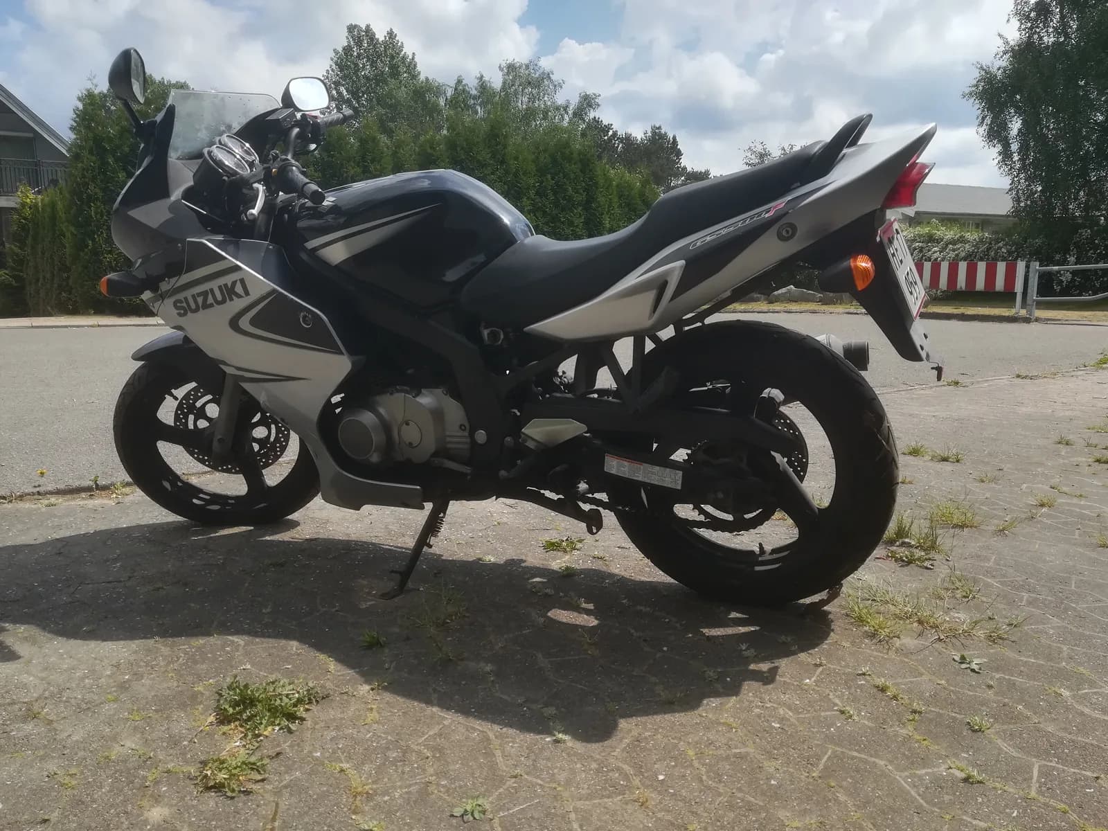 Suzuki GS 500 F