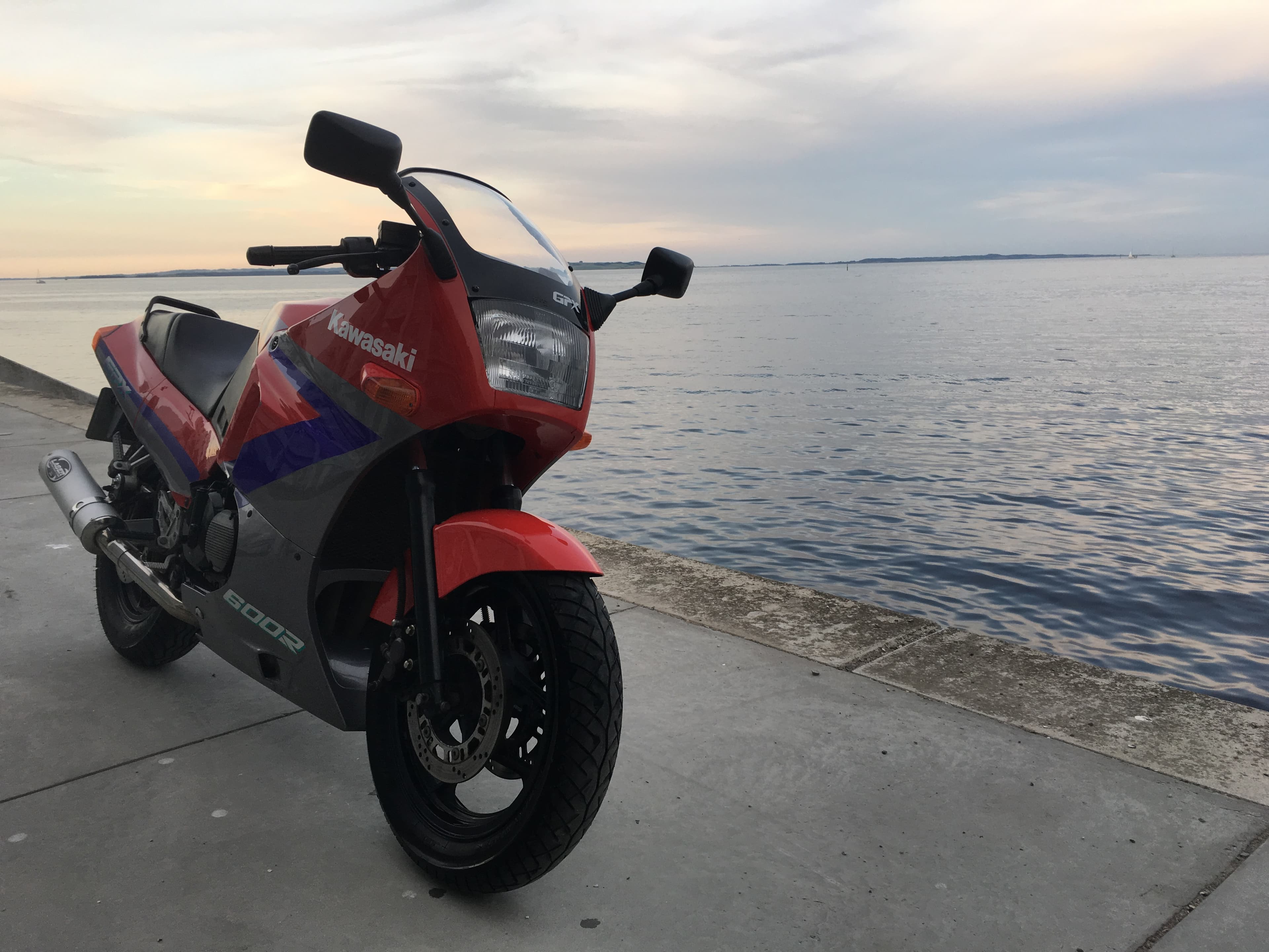 Kawasaki GPX 600 R