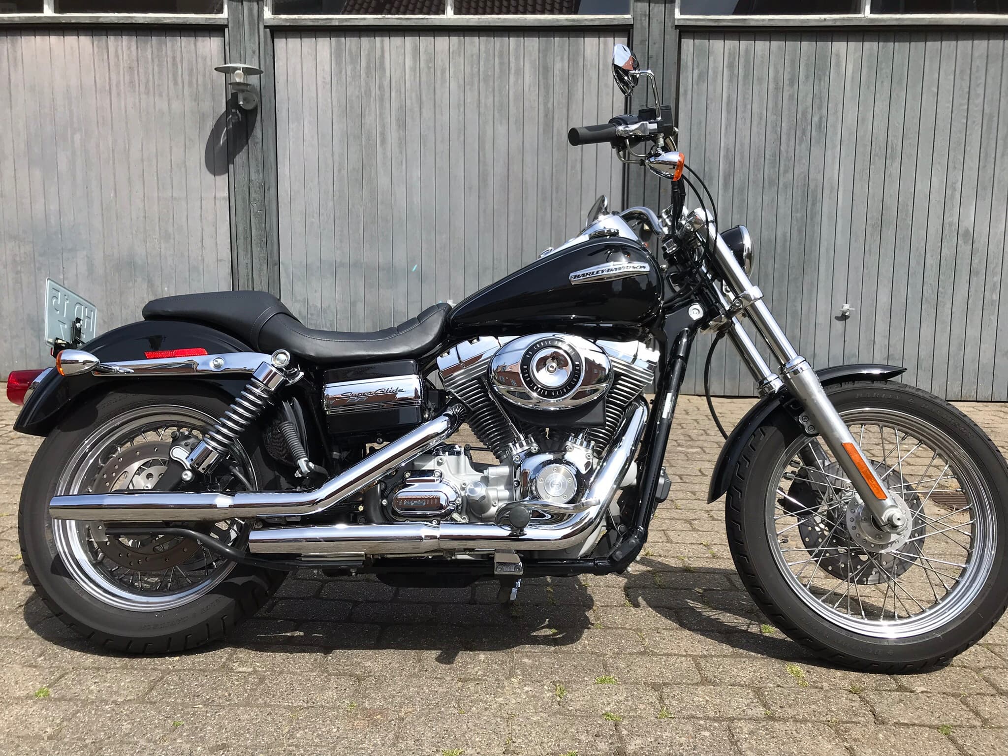 Harley-Davidson Dyna Super Glide