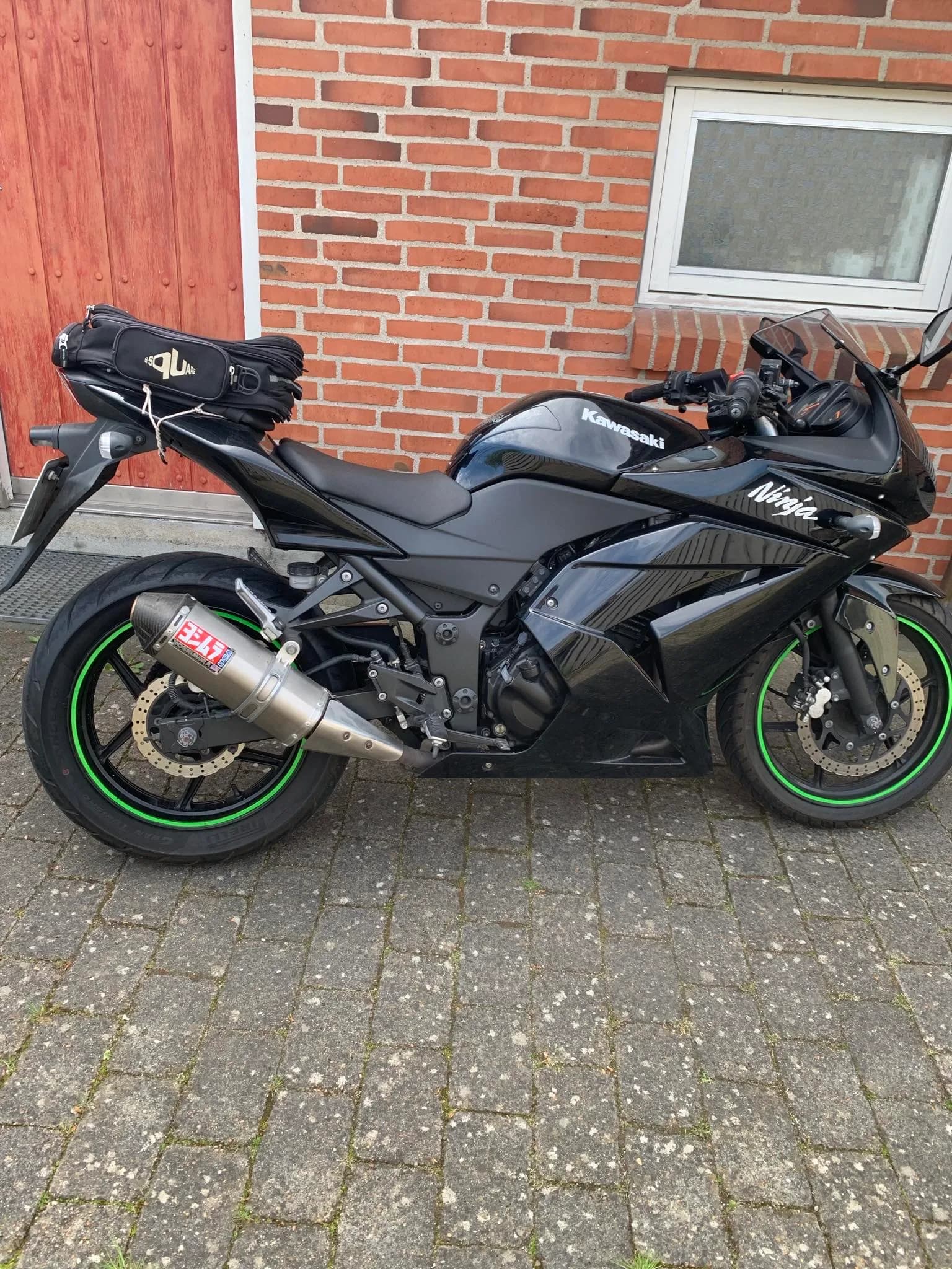 Kawasaki Ninja 250 R