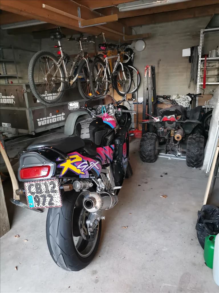 Suzuki GSXR 750