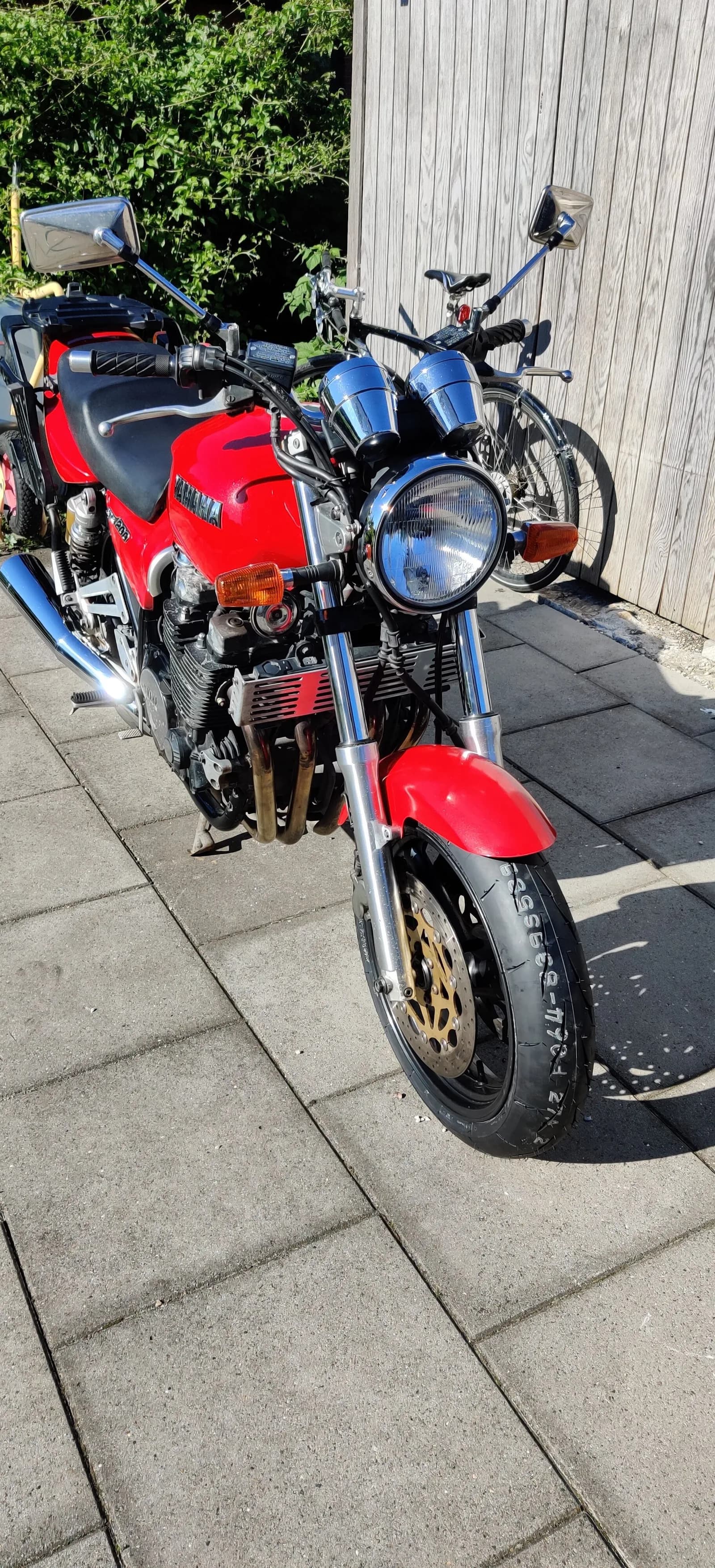 Yamaha XJR 1200 King