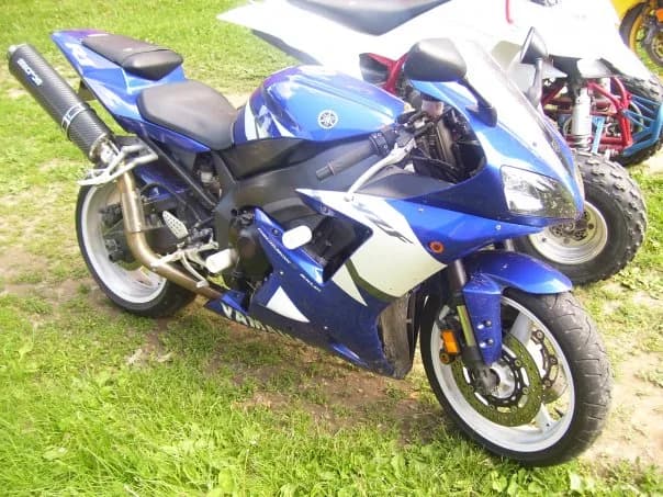 Yamaha R6