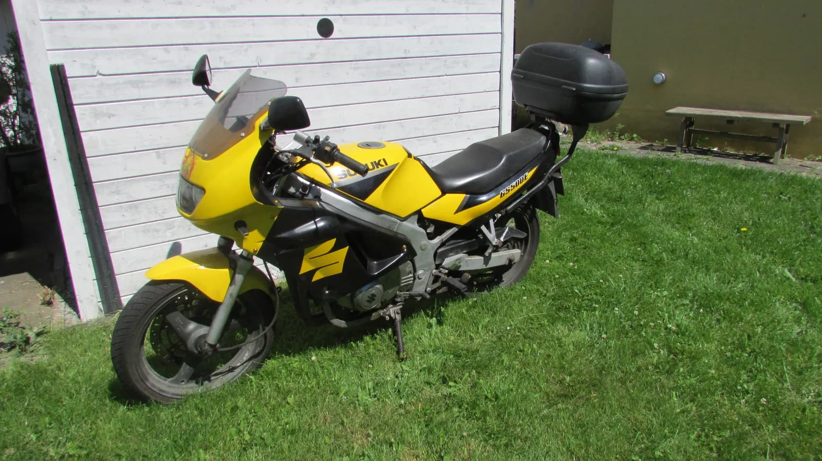 Suzuki GS 500