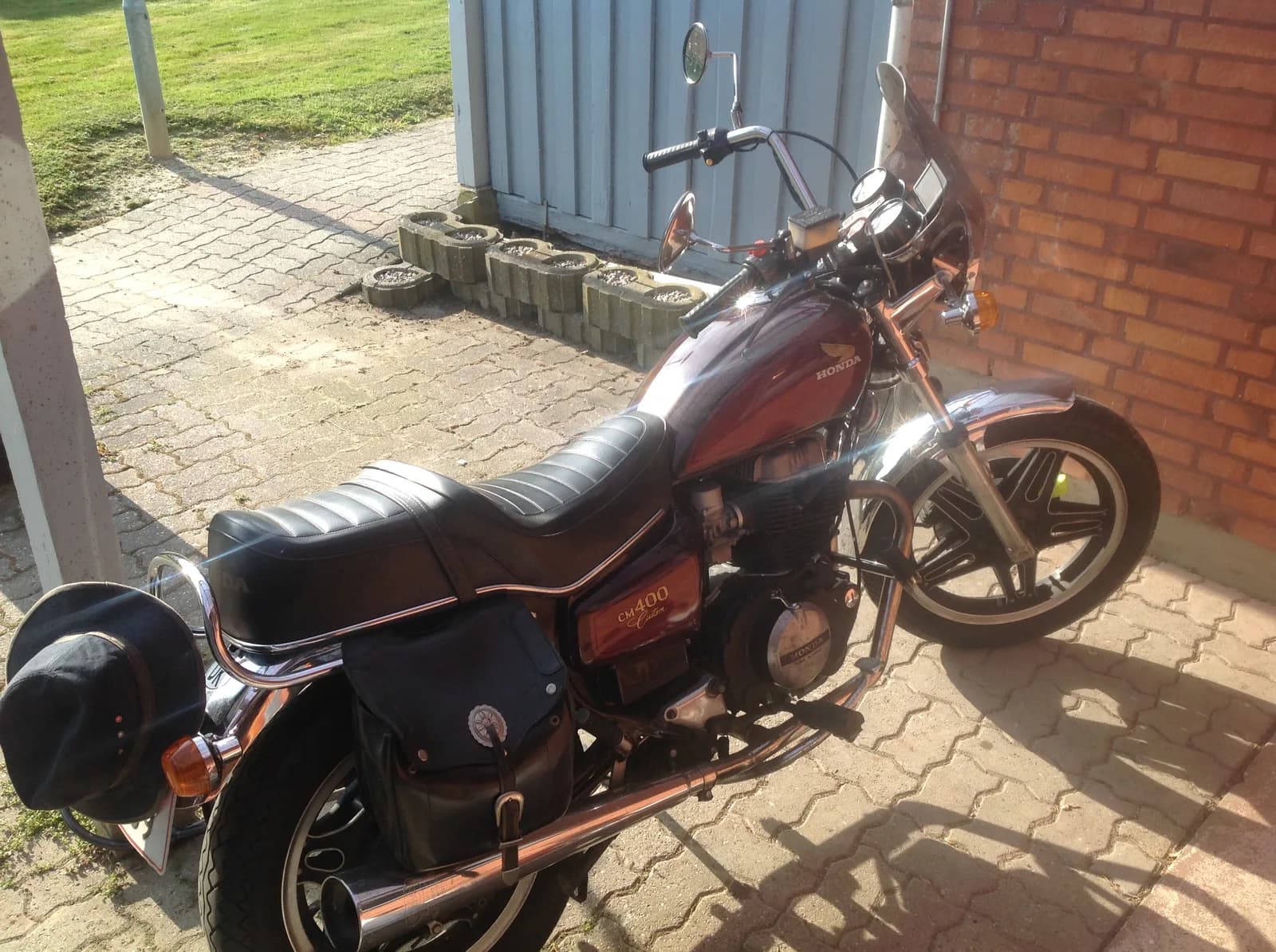 Honda CM 400 Custom