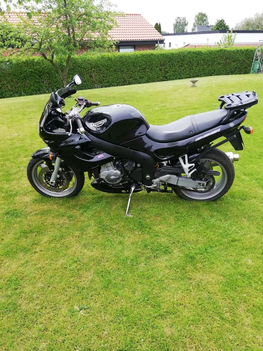 Triumph Sprint RS 955i
