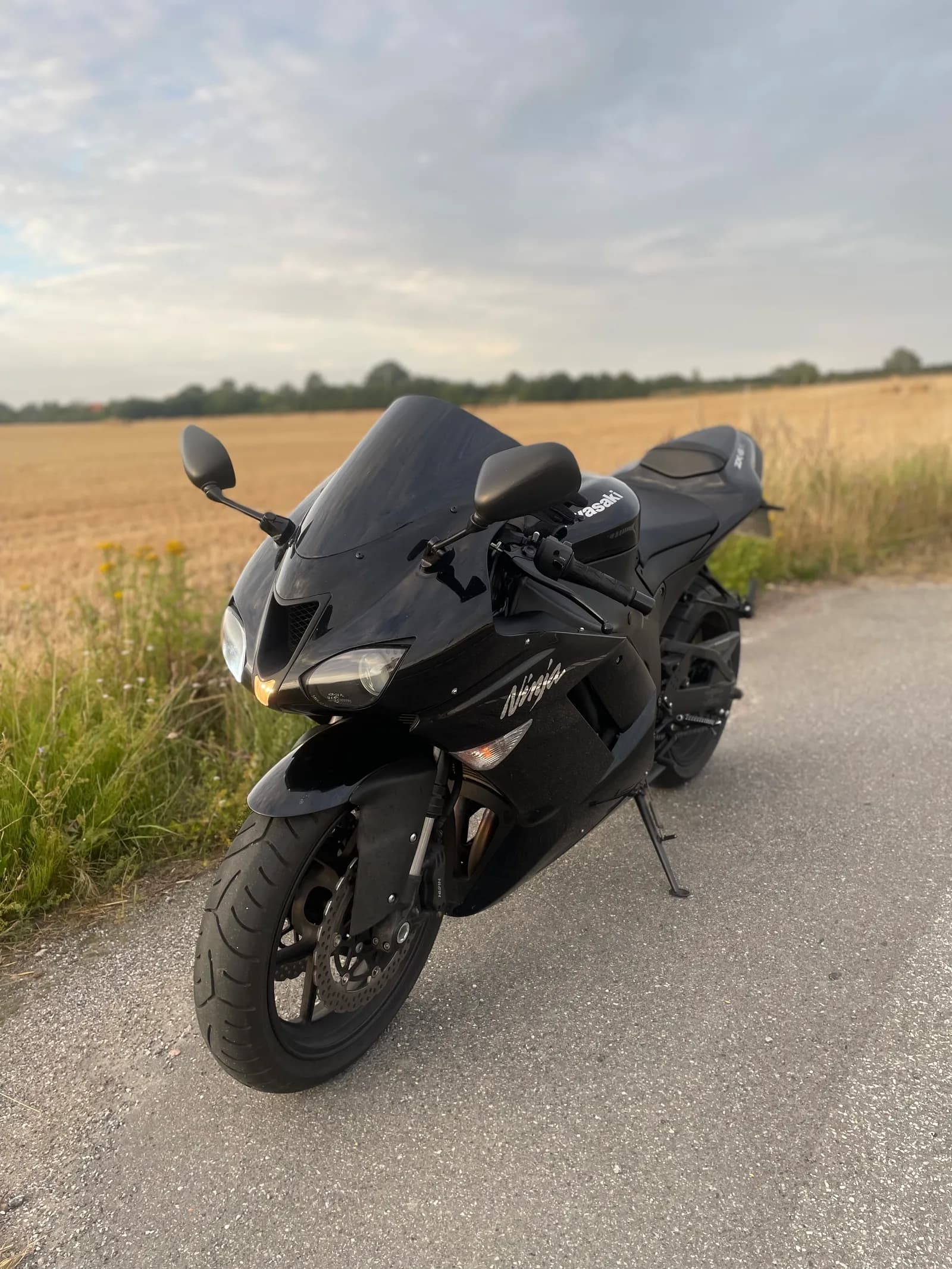 Kawasaki ZX6R