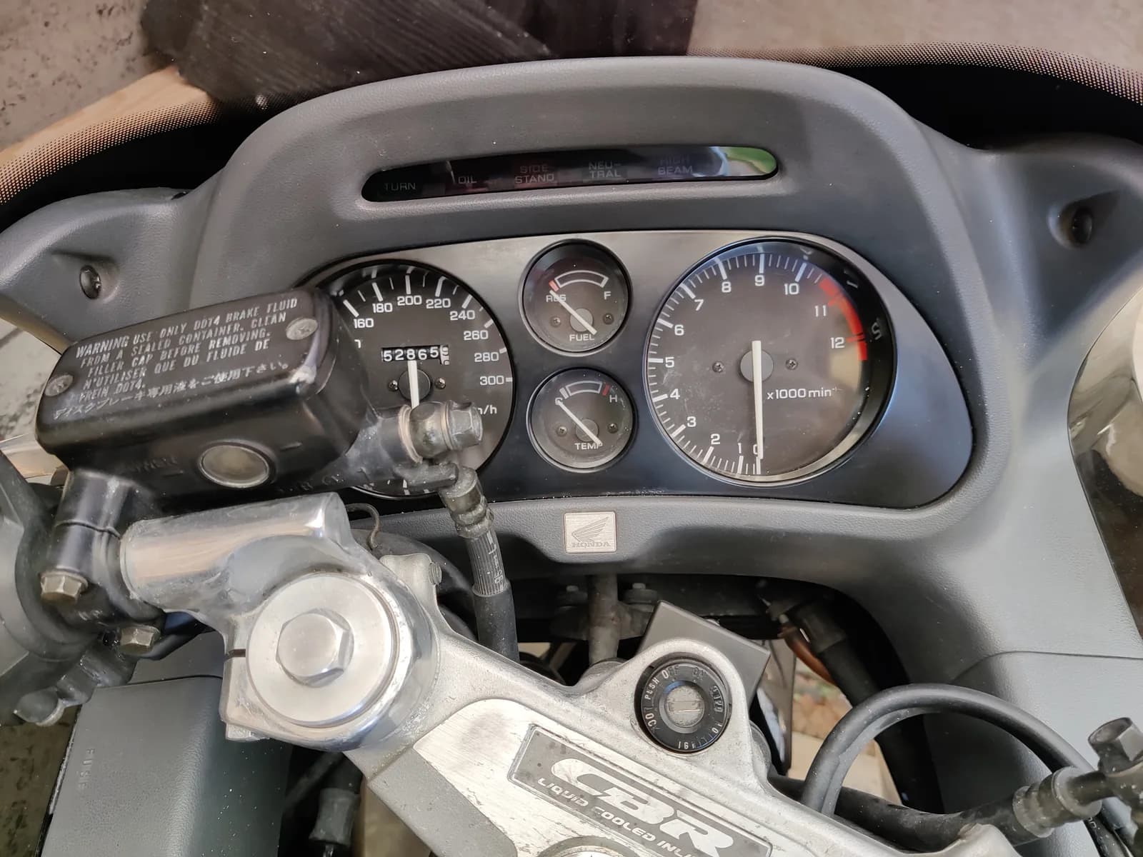 Honda CBR 1000 F