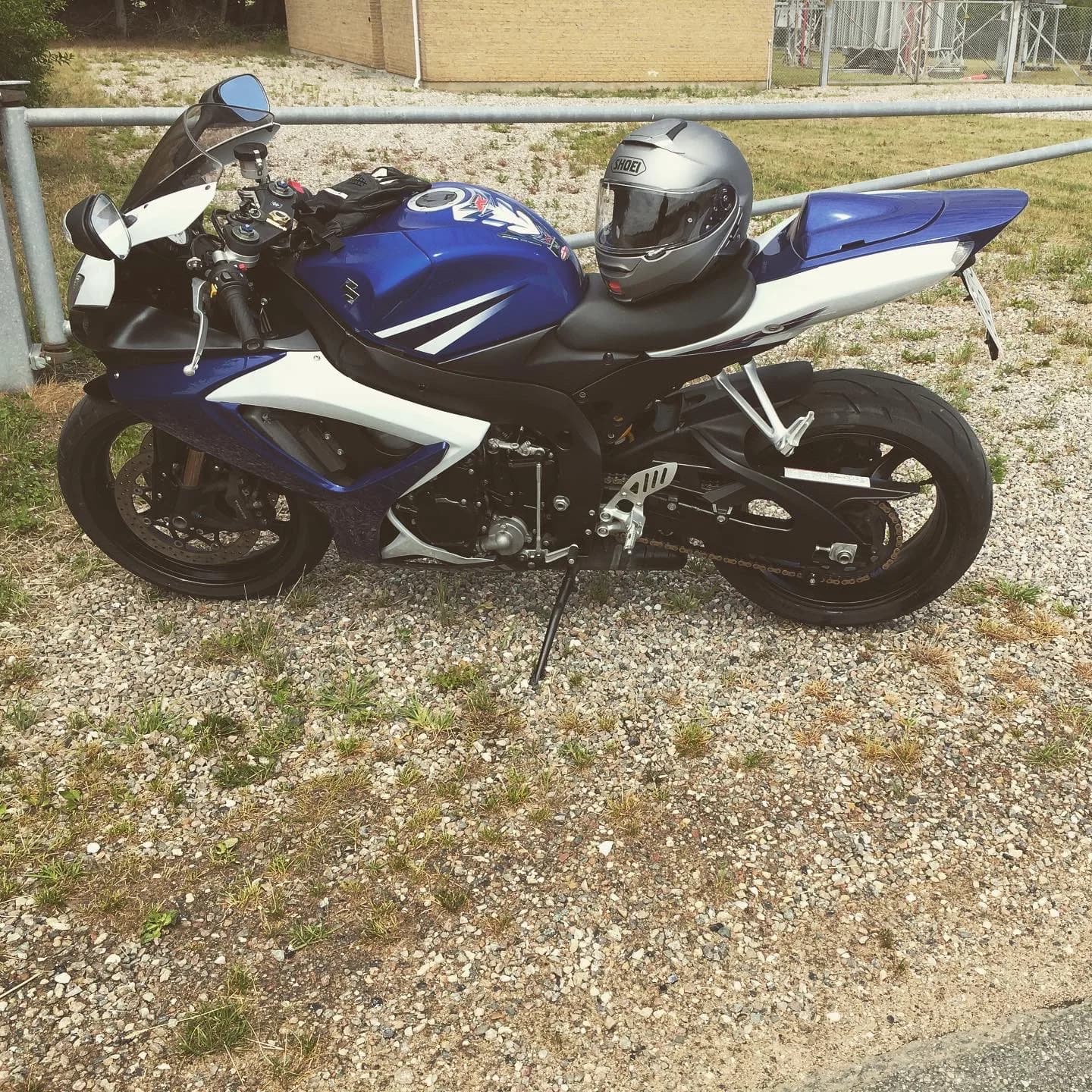 Suzuki GSXR 750