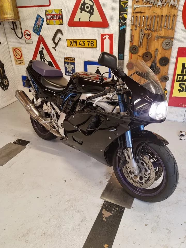 Suzuki GSXR 750
