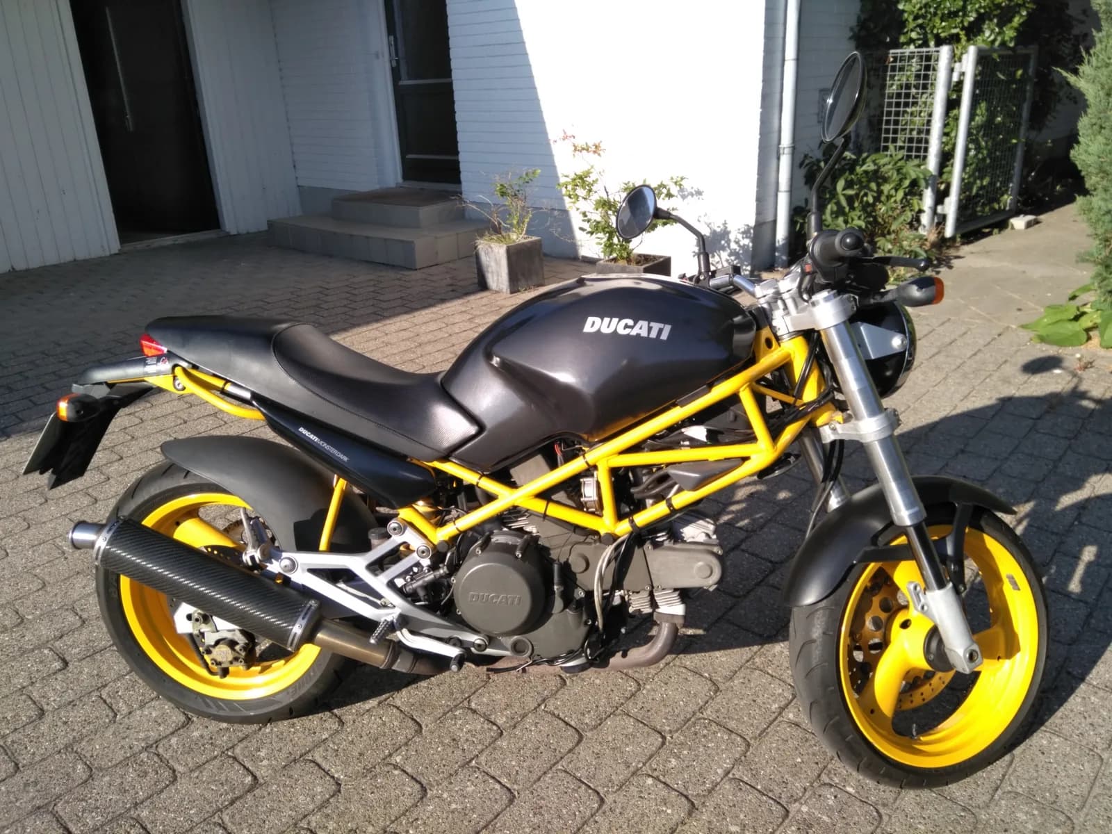 Ducati 600 Monster