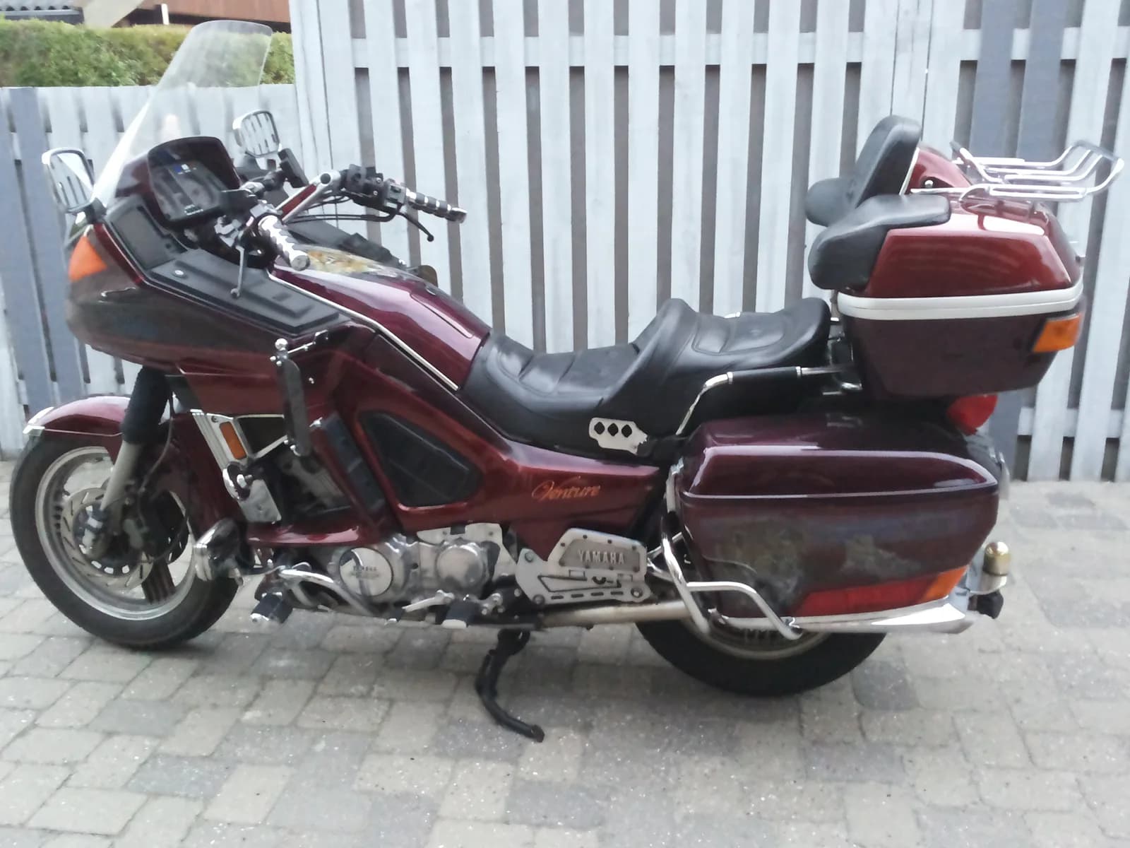 Yamaha XVZ 1300