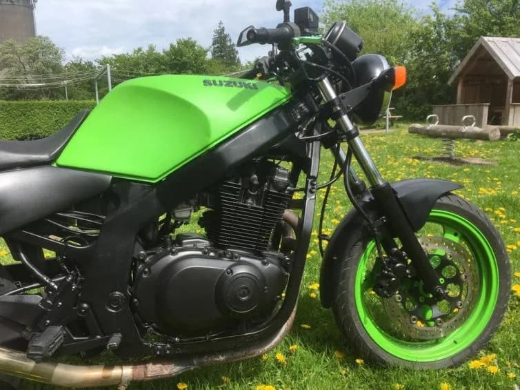 Suzuki GS 500