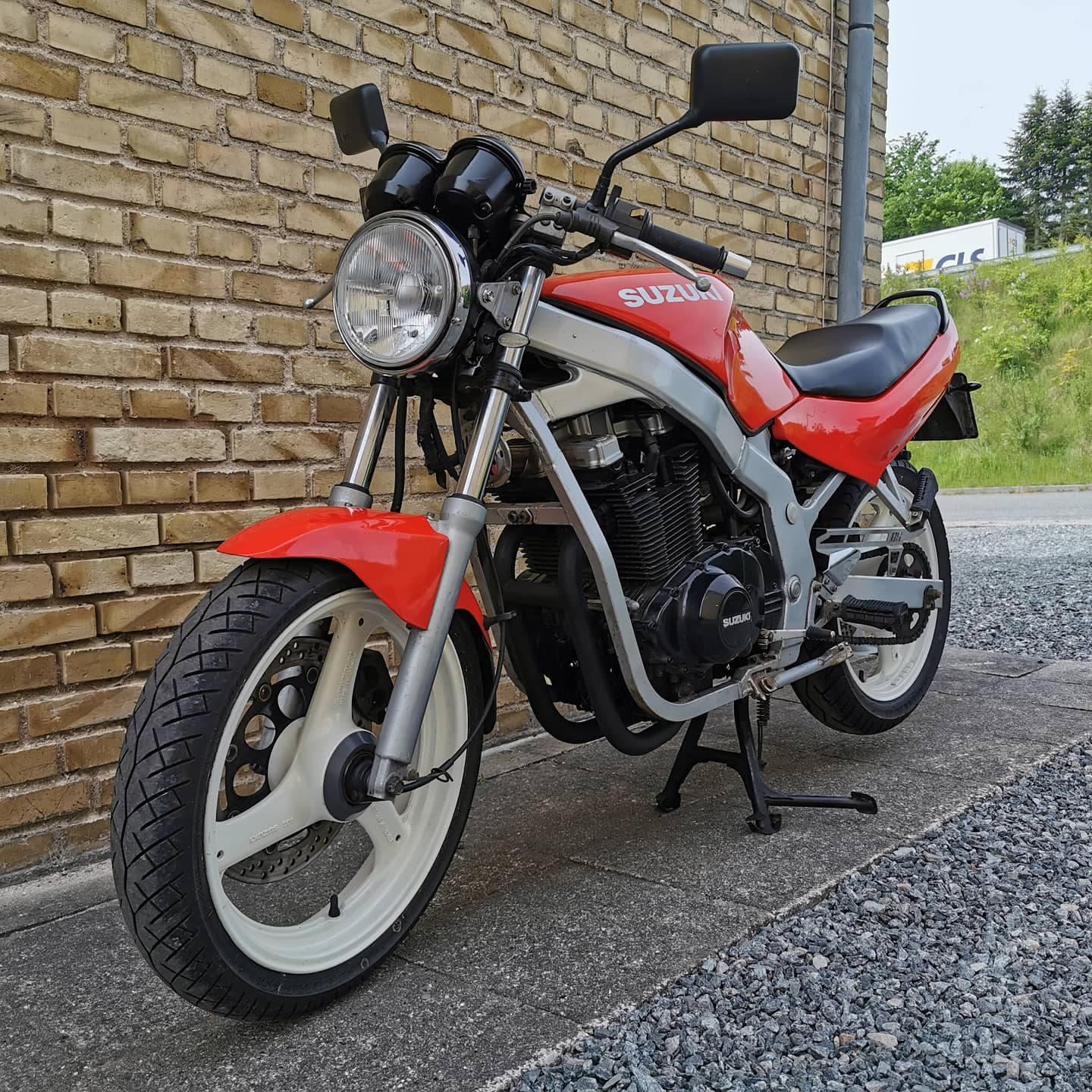 Suzuki GS 500