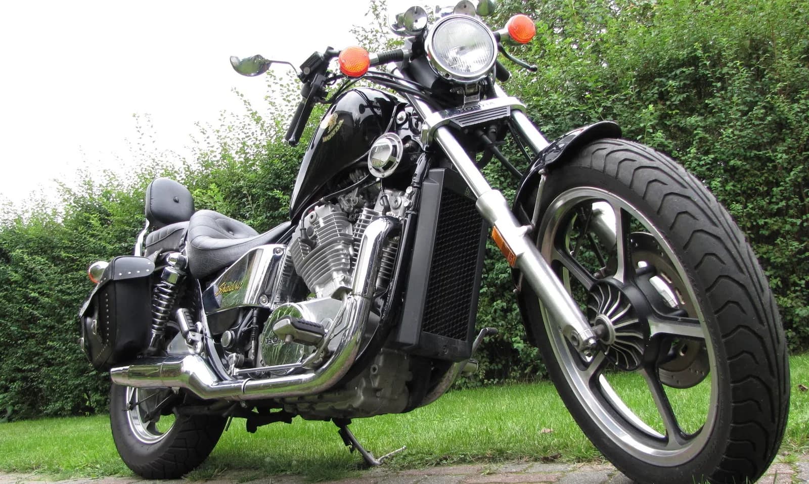 Honda VT 700 C