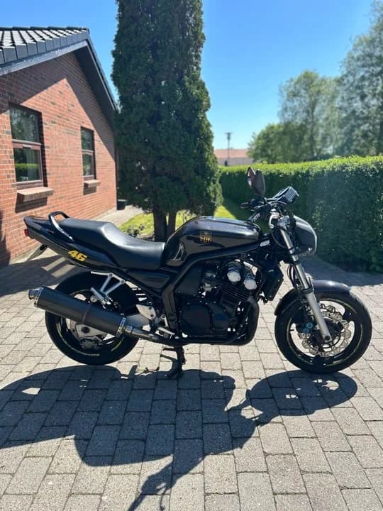 Yamaha FZS 600 Fazer
