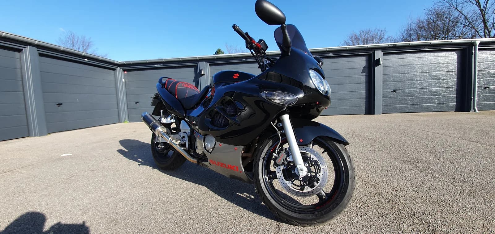 Suzuki GSX 750 F