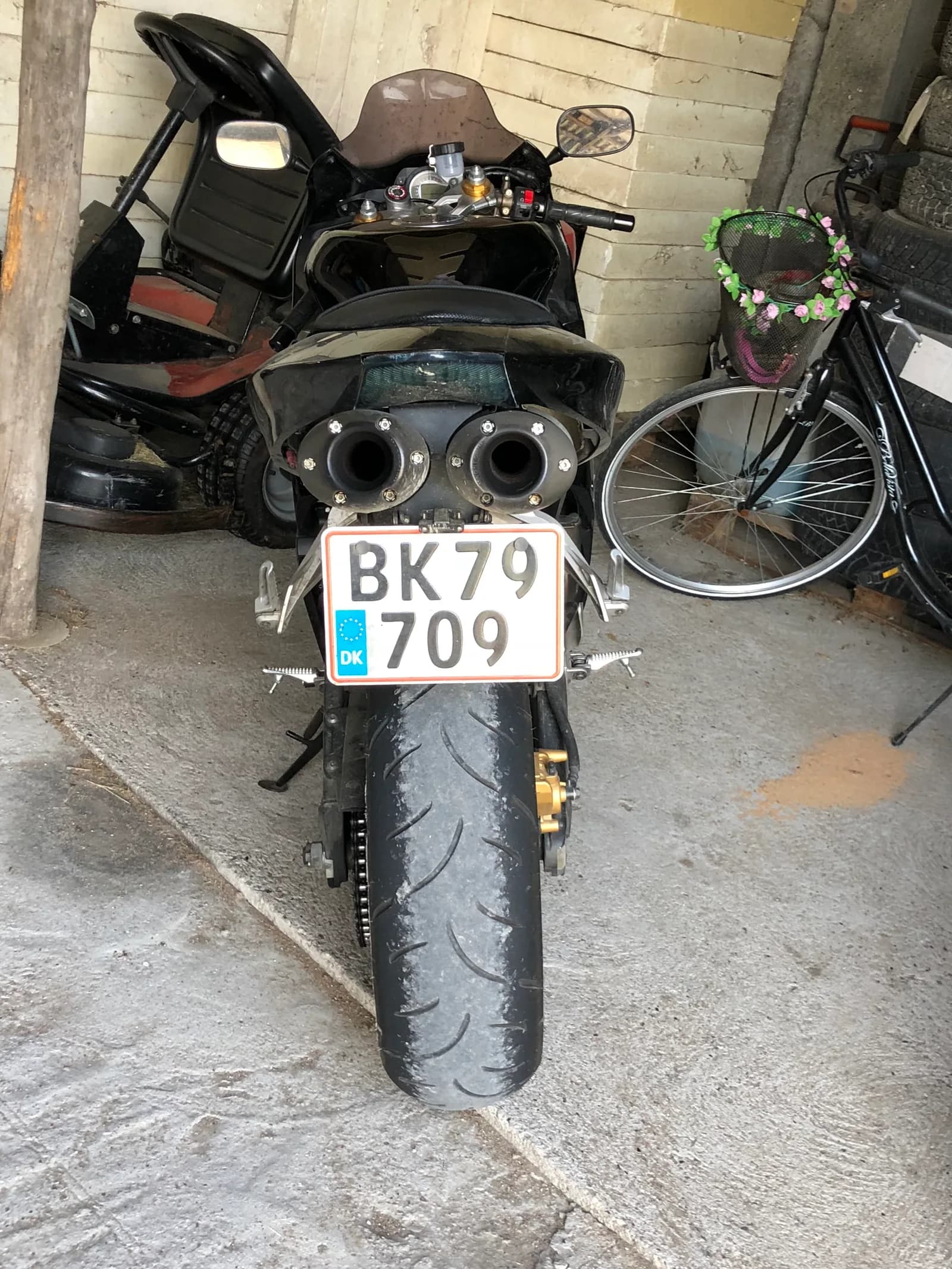 Kawasaki ZX6R 636