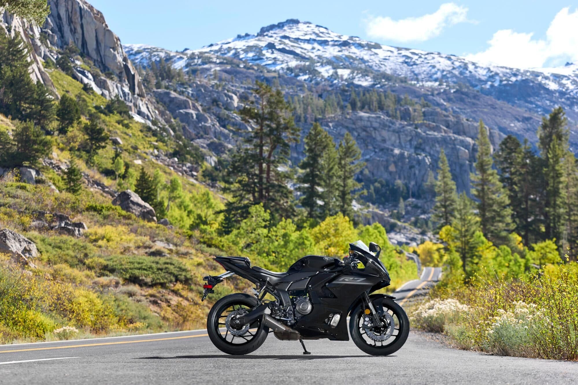 Yamaha YZF R7