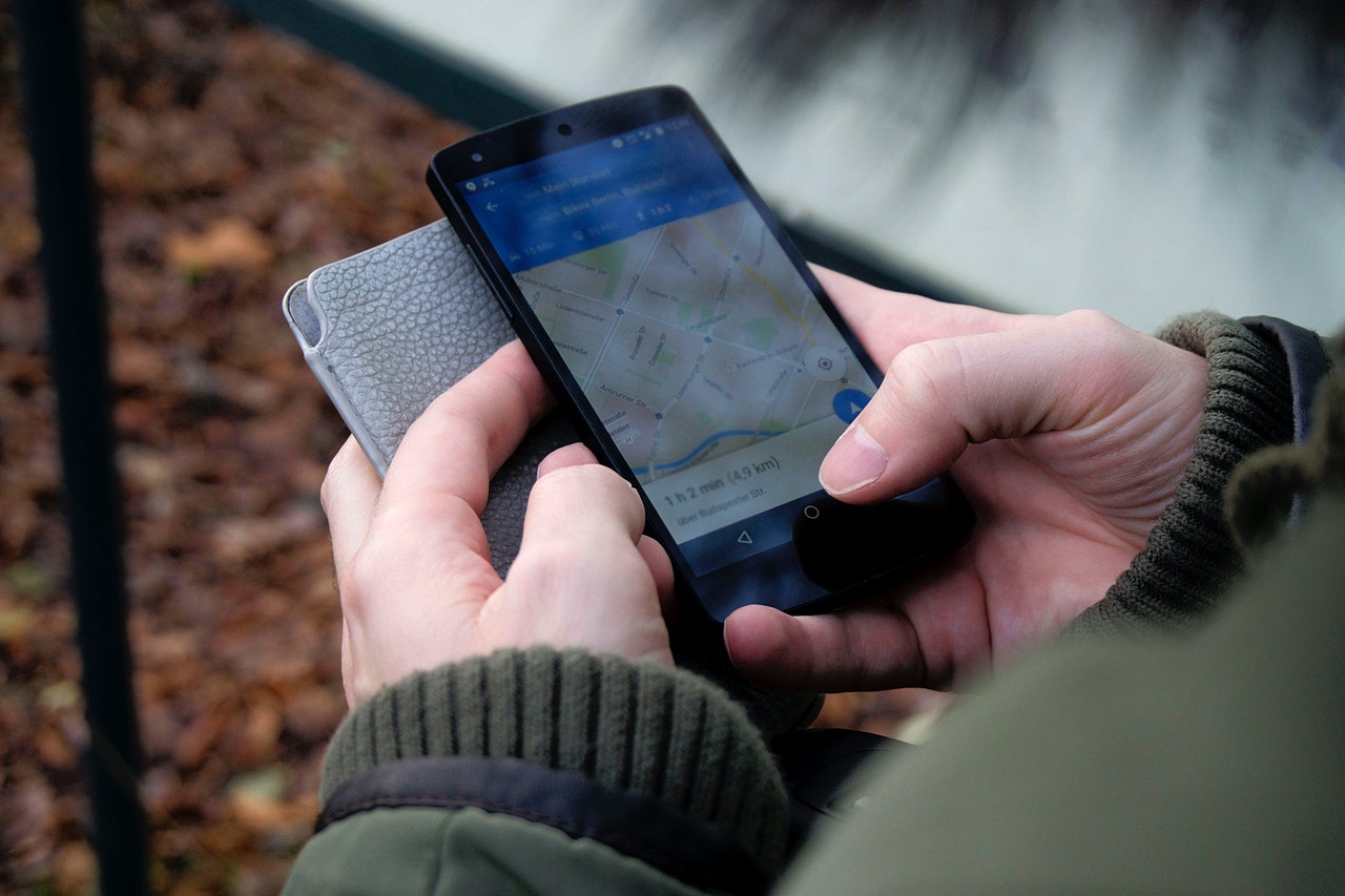 GPS til motorcykel VS. smartphone med navigation