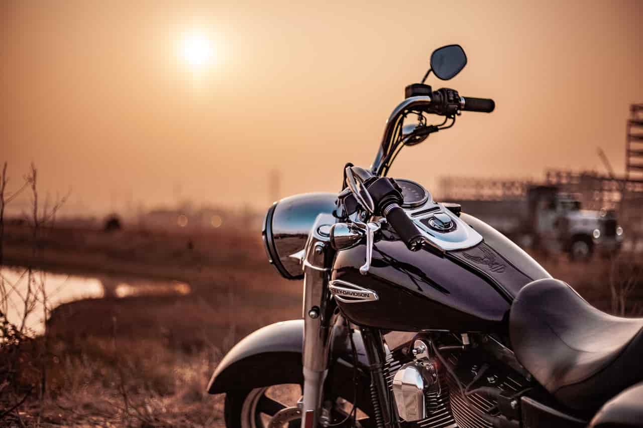 Find klistermærker til din motorcykel eller folie til bilen