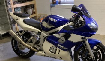 Yamaha YZF R6 1999 full