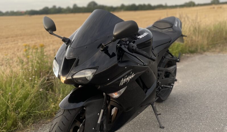 Kawasaki ZX6R 2008 1