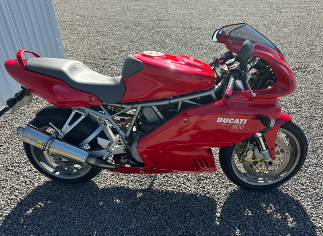 Ducati 800 Super Sport 2005 1