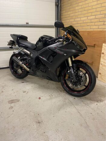 Yamaha YZF R6 2005 full