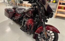 Harley-Davidson-Street-Glide-CVO-1