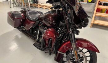 Harley Davidson FLHXSE CVO Street Glide N/A 2