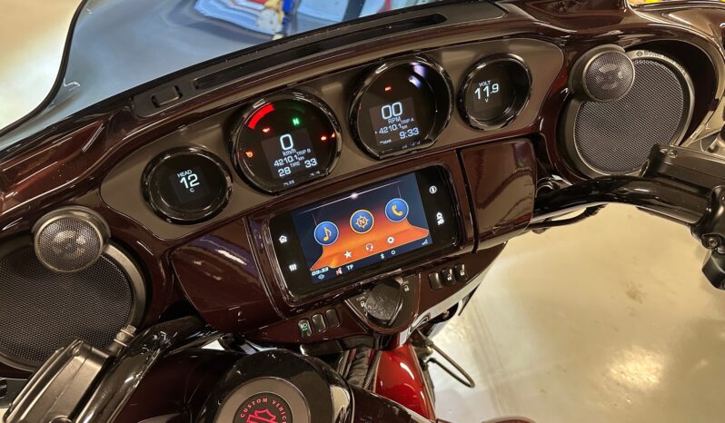 Harley Davidson FLHXSE CVO Street Glide N/A full